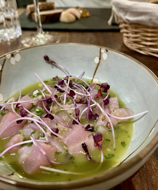 Les Bouteilles 白マグロのセビーチェ