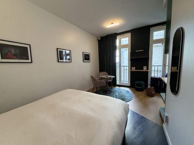 Beauquartier Paris 寝室と窓辺